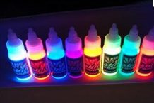 Tatuagem que brilha no escuro